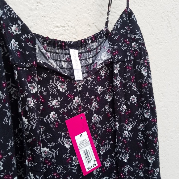 Xhilaration Tie-Front Floral Romper NWT Sz M - Picture 11 of 13